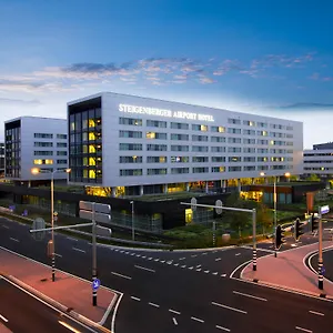 Steigenberger Airport Amsterdam 4* Amsterdam Airport Schiphol