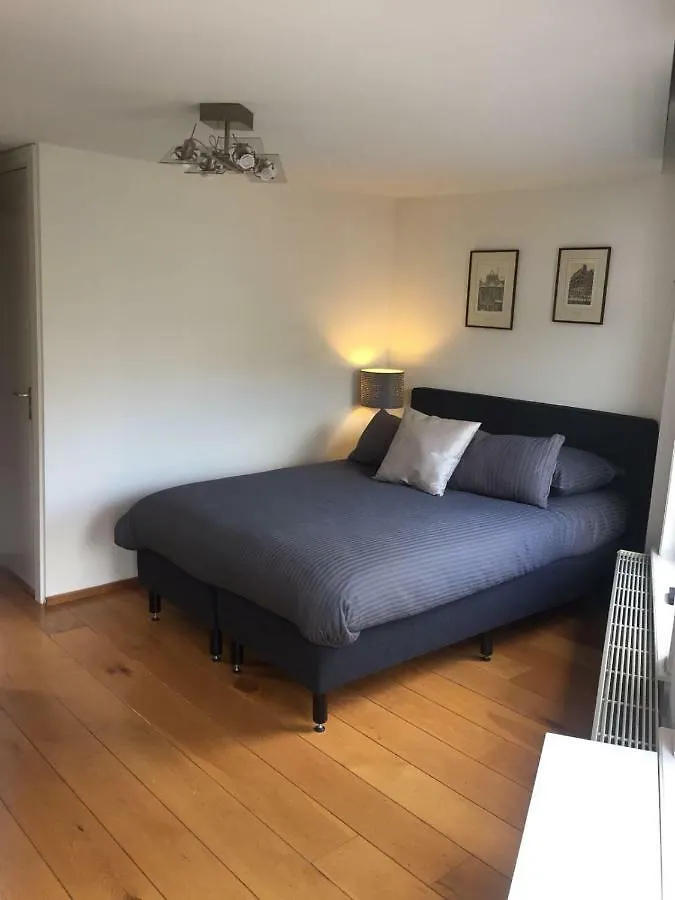 Bridge Inn Amsterdam 3*,